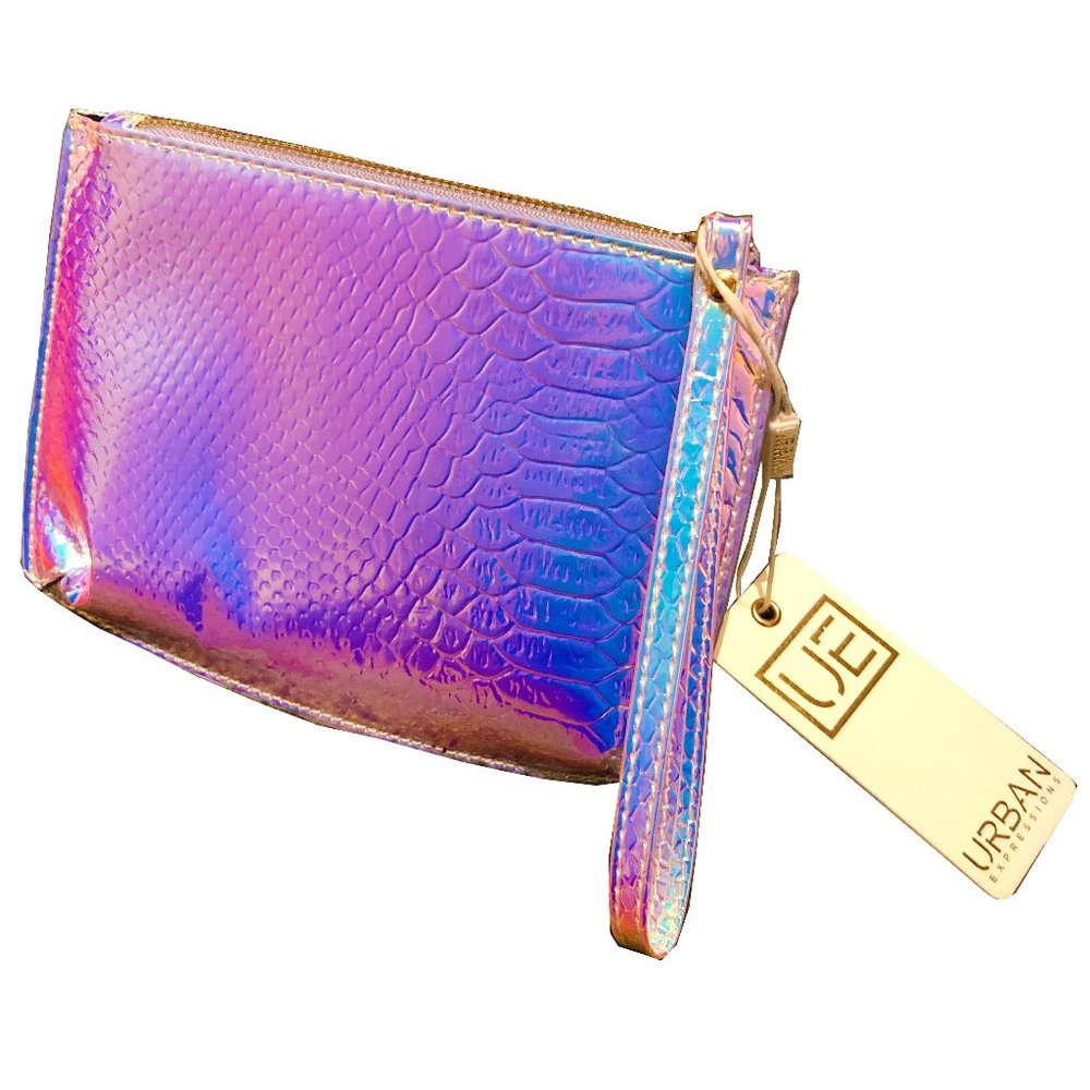Metallic zipper wristlet clutch